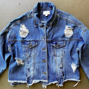 Destroyed Boyfriend Frayed Raw Hem Trucker Jean Jacket